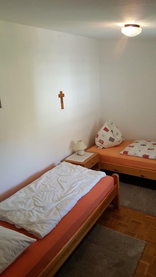 Ferienwohnung Angelika 施伦斯 外观 照片